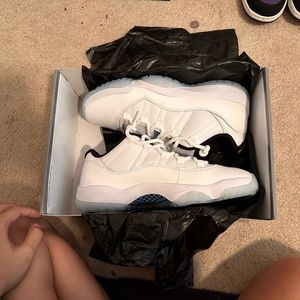 Jordan 11 legend Blue